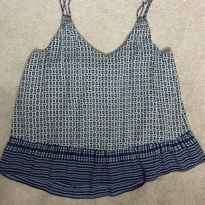 Gap Patterned Flowy Tank Top